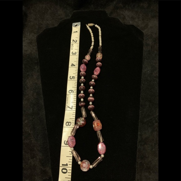 Mauve, pink, white beaded necklace. - Picture 3 of 5